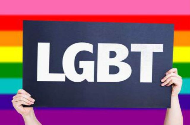 Derechos de la ONG Colombia Diversa 2005.