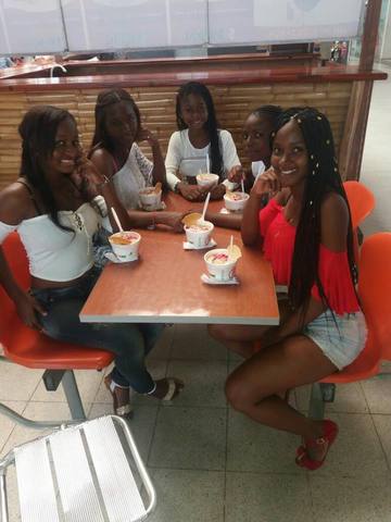 En El Éxito De Buenaventura Con Mis Primas