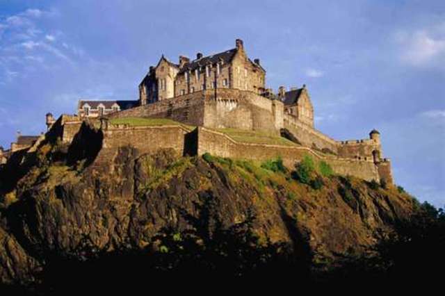 Visigoths led by Leovigild defeat King Andeca