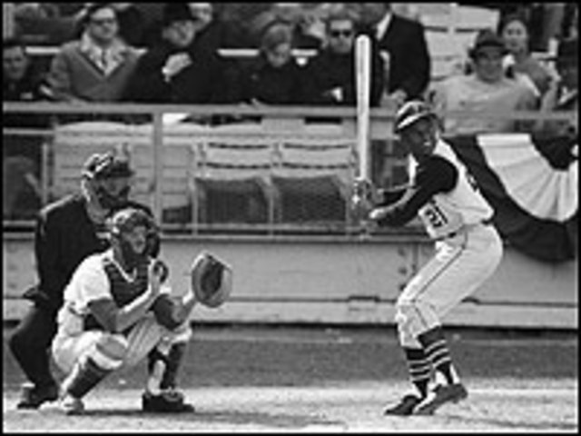 Debuta en un juego de grandes ligas.