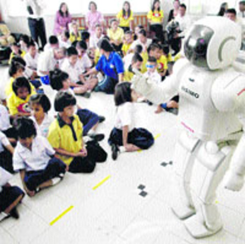 ASIMO en Tailandia.