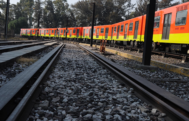 LINEAS MÚLTIPLES DE FERROCARRIL