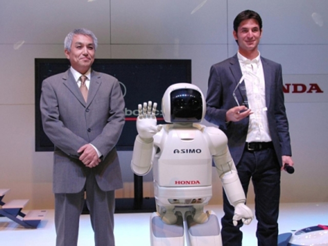 ASIMO en los Alpes.