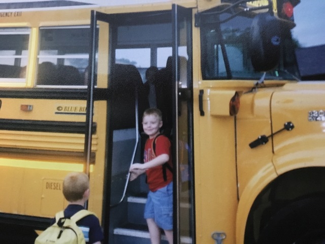 Asistí mi primero día de escuela a la Escuela Primaria de Fort Ashby.