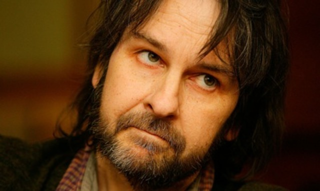 Jackson fights to save The Hobbit