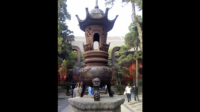 Buddhism Enters China