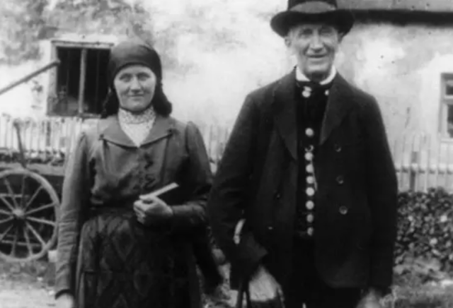 Oskar Fischinger - Munich-Berlín Caminando