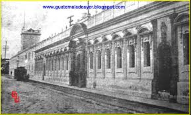 En el Instituto Central para Varones