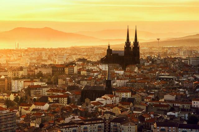 Clermond-Ferrand, França