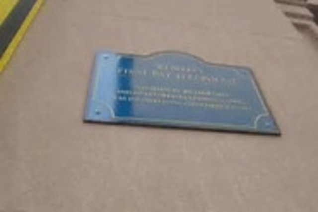 Primer telèfon públic de pagament