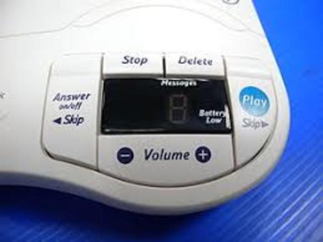 Primer contestador automàtic