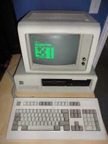 IBM lanza el IBM PC 5150