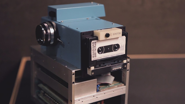 1975 – Kodak Digital Camera