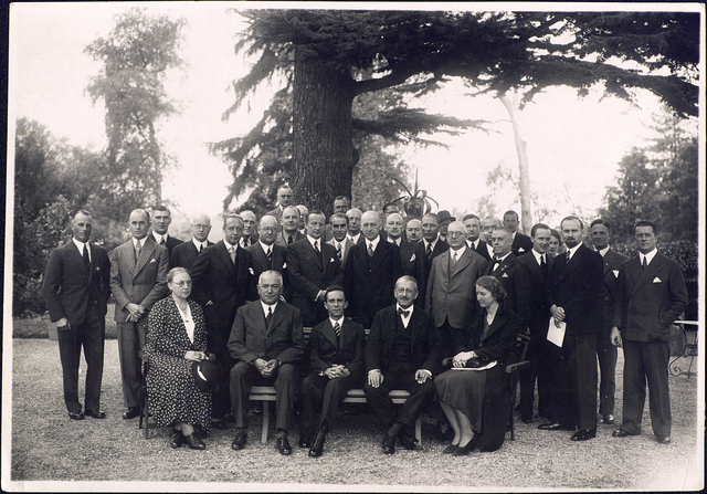 Hitler withdraws from the United Nations and Geneva Disarmament Conference