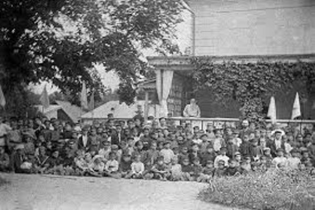 LAS PRIMERAS “ESCUELAS NUEVAS”