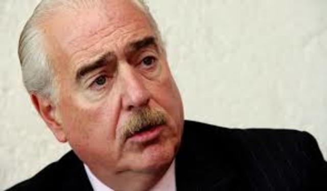 Las FARC negociancon el presidenteAndrés Pastrana