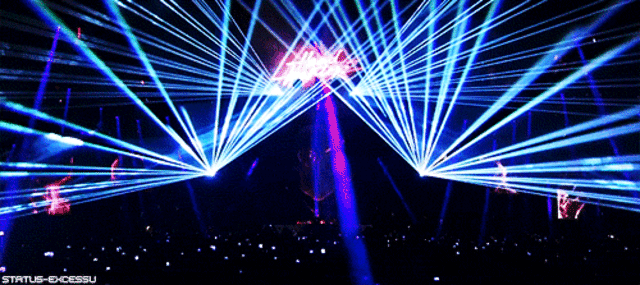 A LOS DIEZ AÑOS TAMBIÉN ME EMPEZÓ A GUSTAR LA MÚSICA ELECTRÓNICA