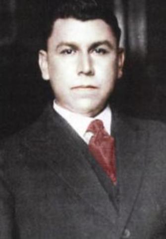 Se une a la rebelión de Adolfo de la Huerta