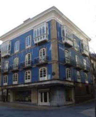 Se edifica el palacio de Maqua, antiguo colegio escolar, hoy es una de las dependencias  municipales.