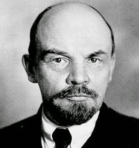 Germany sends Lenin back to Russia