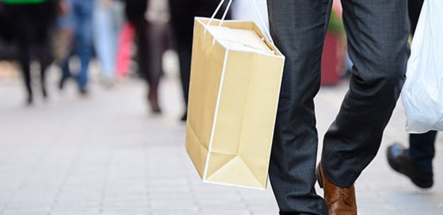 Go shopping, fly back home to the UK