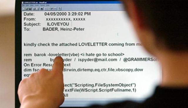 El virus ILOVEYOU pone en riesgo a la red