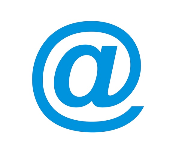 Es creado el correo electrónico mail por Ray Tomlinson en BBN. El símbolo @ es escogido para significar “en”