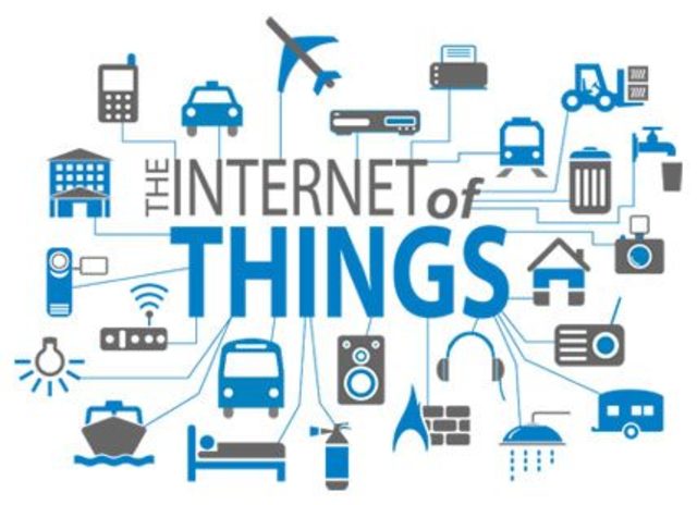 ¿Cuántas características clave tiene un dispositivo IoT?
