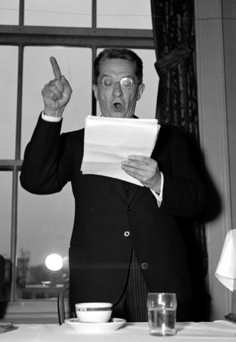 Kerensky becomes minister for war