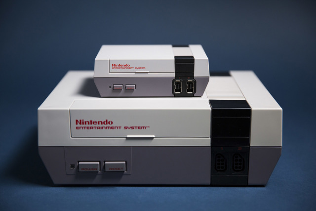 NES (Nintendo Entertaim System)