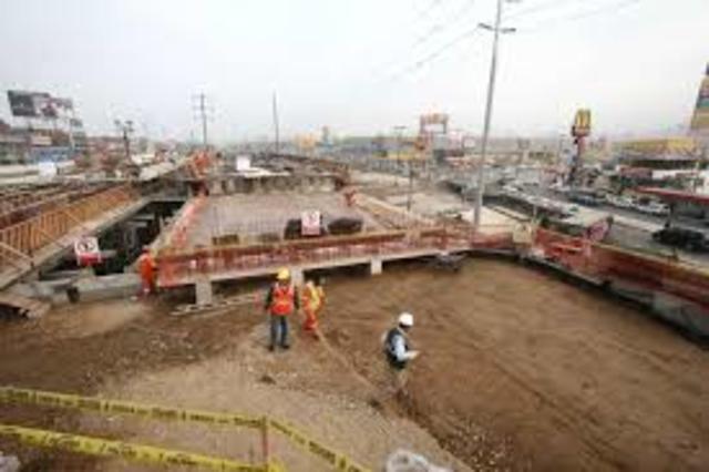 construccion  by pass Av Izaguirre