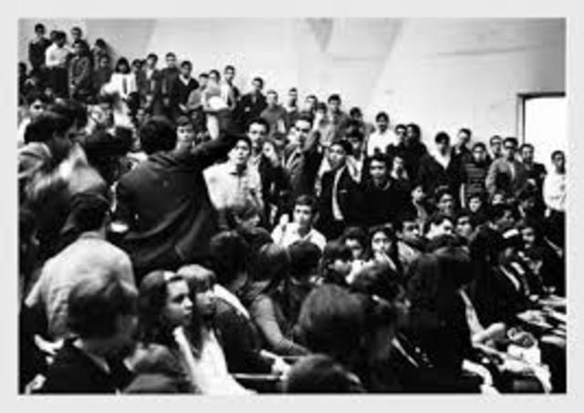 First big mitin in Tlatelolco