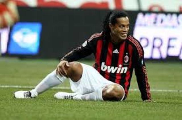 La FIFA le destacó como el mejor jugador del mundo después de recibir el premio al Jugador Mundial de la FIFA