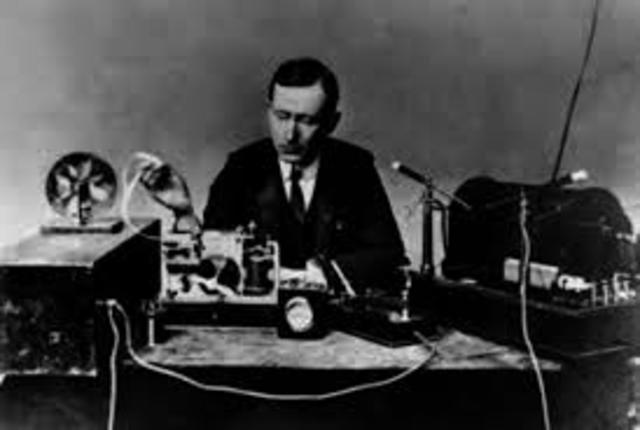 Primera transmisión de radiotelefonía de larga distancia