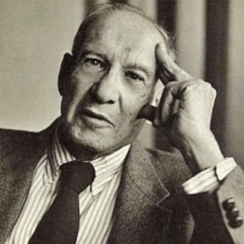 П. Друкер сконструировал концепт "общество знаний". Начиная с 1970 г. все чаще стали использовать термин "информационное общество".