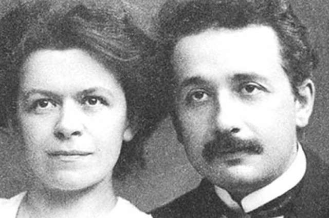 contrae matrimonio con mileva maric, y luego tienen hijos