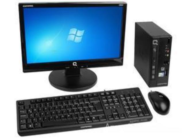 Computadores de mesa con pantalla plana