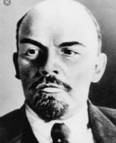 Lenin returns to Russia