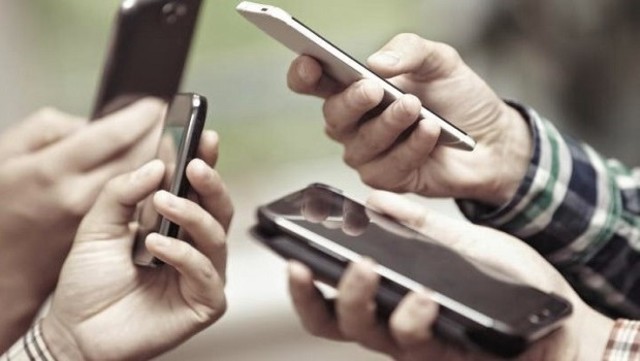 5.000 milions de línies mòbils