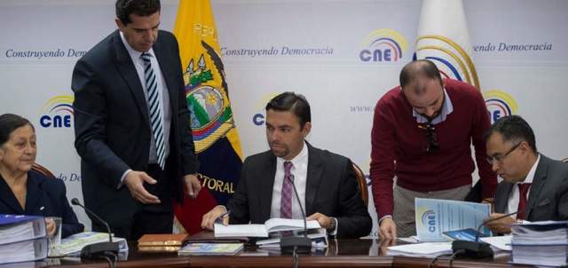 Ecuador volverá a las urnas el 19 de febrero de 2017