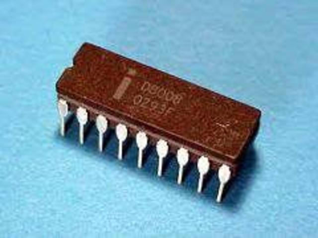 Aparecen circuítos  integrados