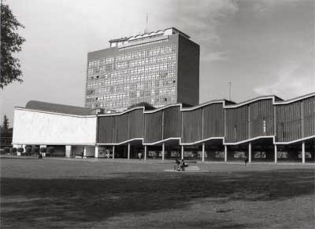 La re fundación de UNAM.
