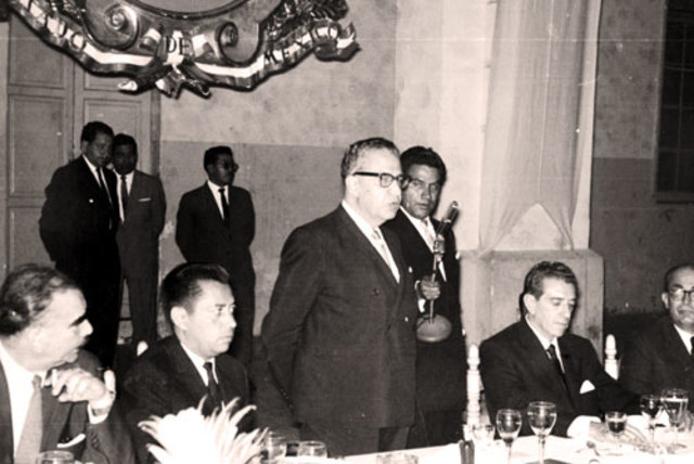 El plan de once años.