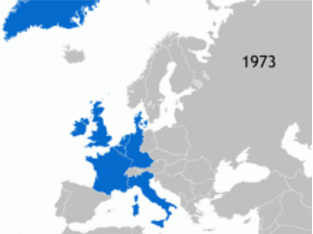 La primeras ampliaciones