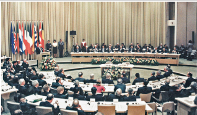 Tratado y cambio de nombre