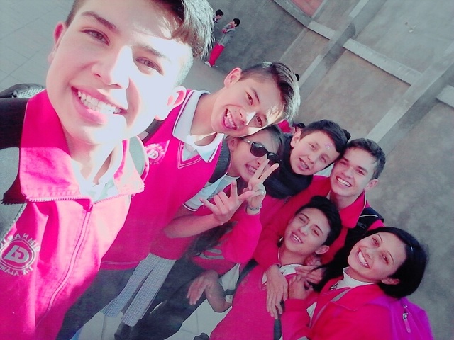 Entrada A La Secundaria