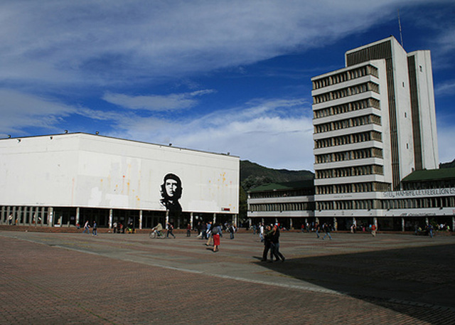 Universidad Nacional