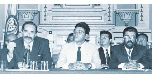 LAS FARC EMPIEZAN NEGOCIACIÓN CON EL GOBIERNO EN TLAXCALA