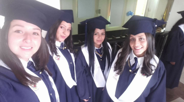 Graduación de Bachiller técnica.