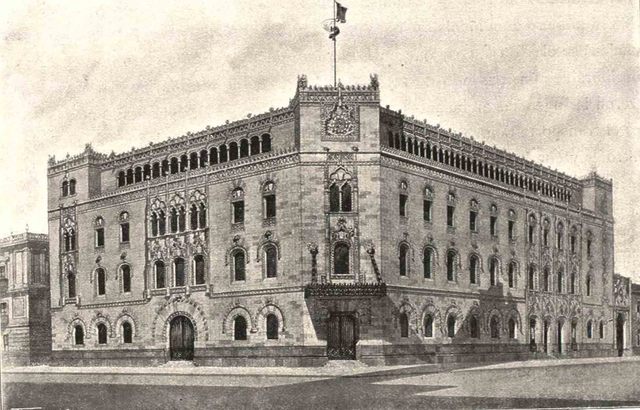 Comienza la construcción del palacio de correos